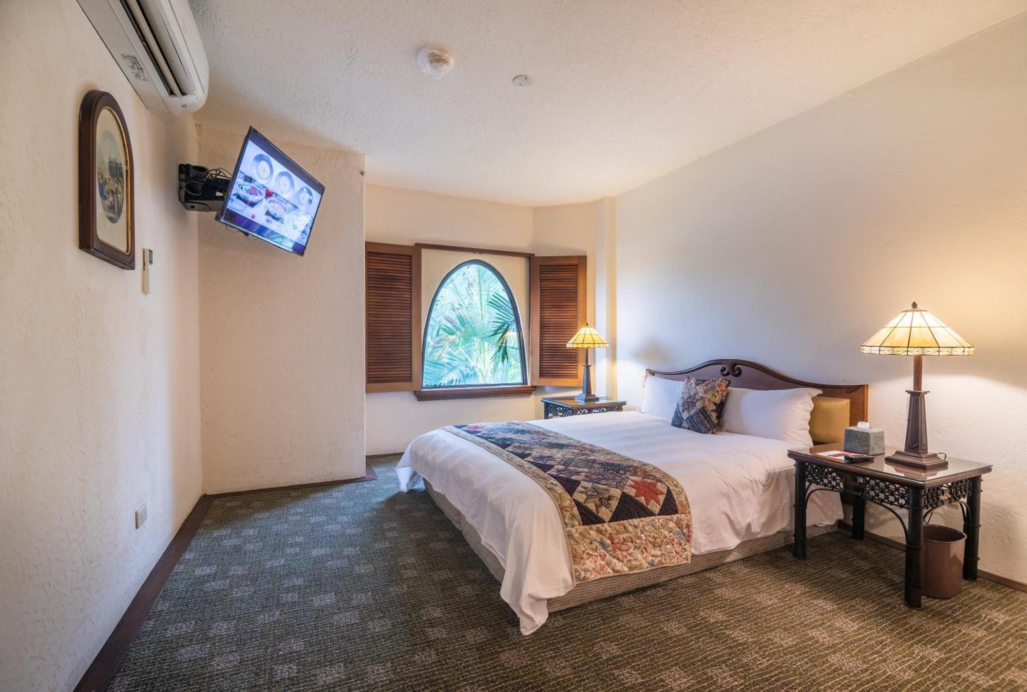 Promisedland Resort & Lagoon Шоуфен Екстер'єр фото A room at the hotel