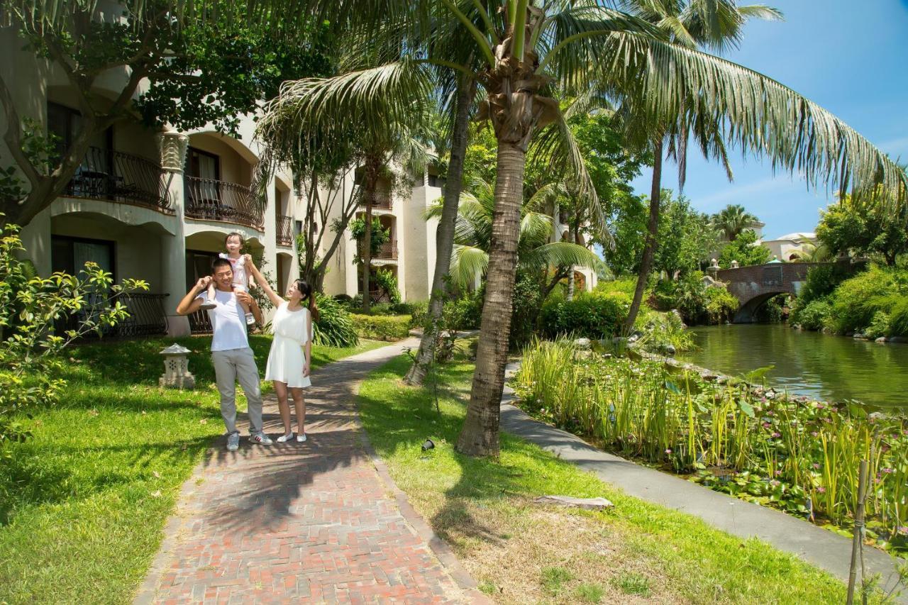 Promisedland Resort & Lagoon Шоуфен Екстер'єр фото The resort's grounds