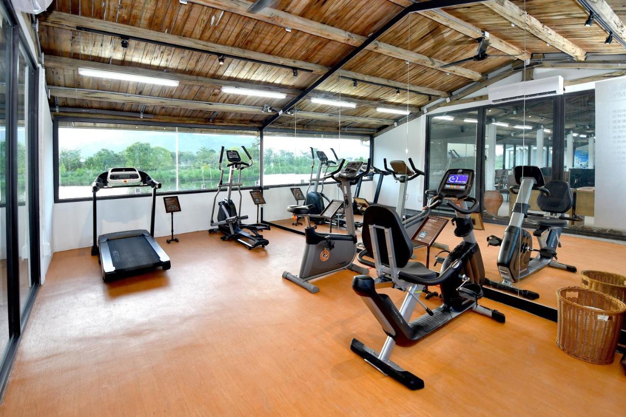 Promisedland Resort & Lagoon Шоуфен Екстер'єр фото A gym at a hotel